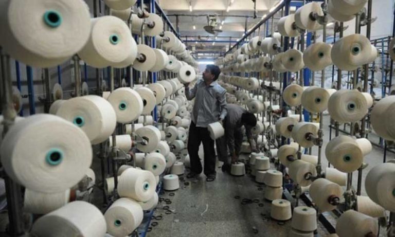 Textile Exports Contract 45pc In March People Magazine Pakistan